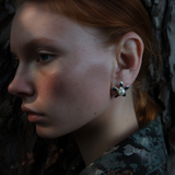 "Pearl Petaliqua" 925 Sterling Silver Stud Earring with Center Pearl